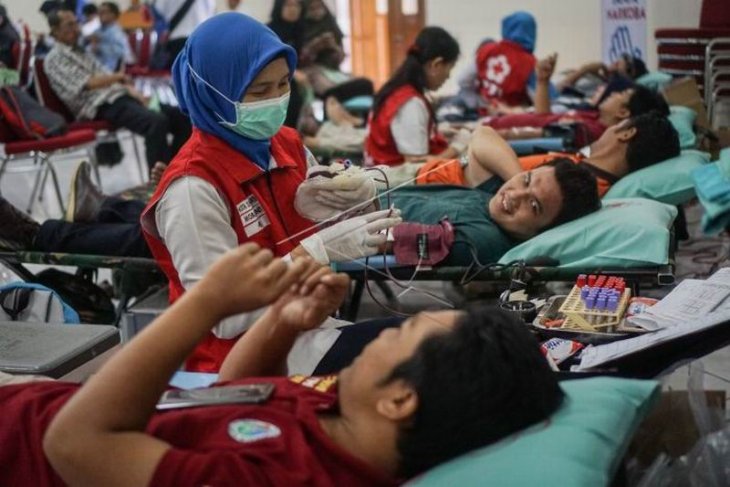 Donor darah hari antinarkotika Internasional