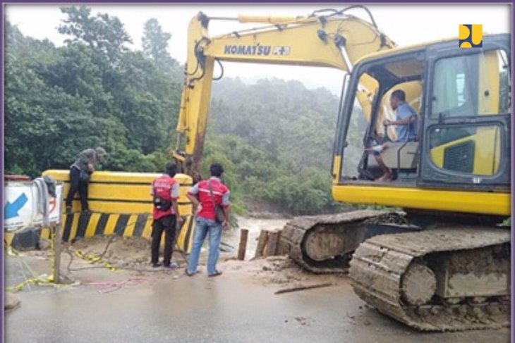 Flood-struck North Konawe accessible following PUPR Ministry's repairs