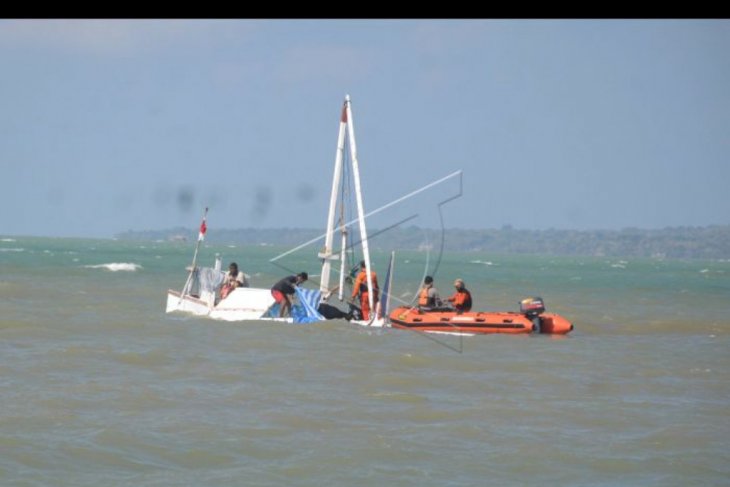 17 tewas akibat perahu tenggelam