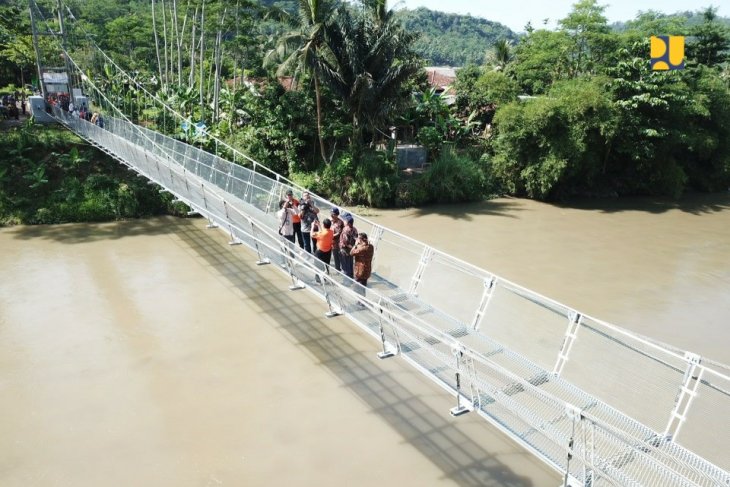 Ministry of PUPR urges checking old bridges