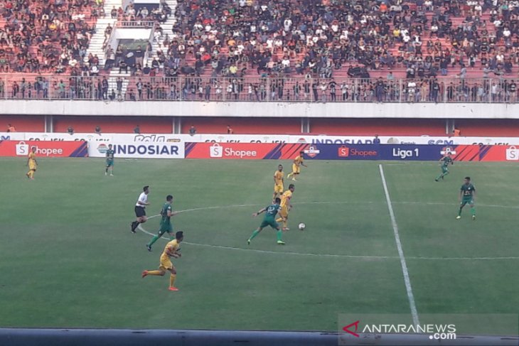 Diwarnai insiden, PSS Sleman tahan Bhayangkara FC 1-1