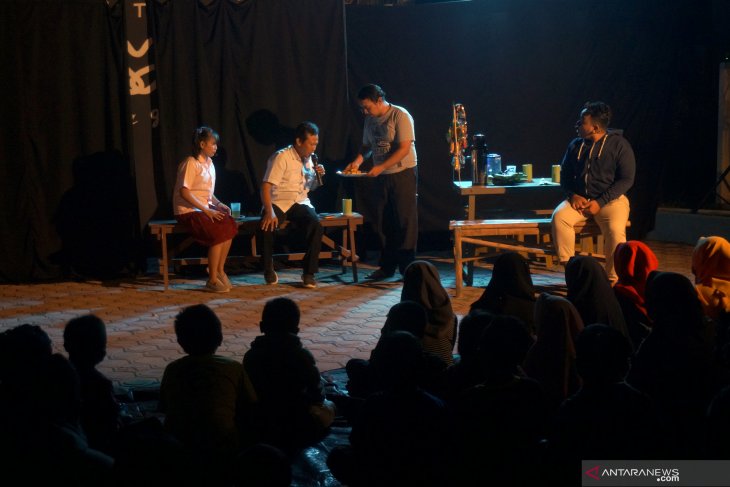 Pengembangan Teater Berbasis Lokalitas