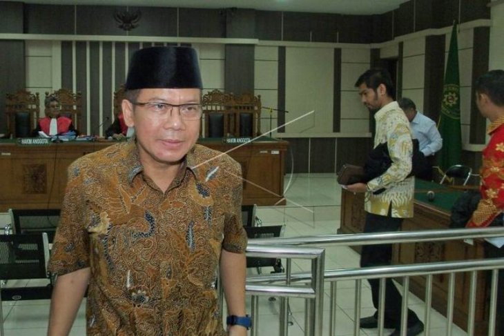 Taufik Kurniawan dituntut delapan tahun penjara