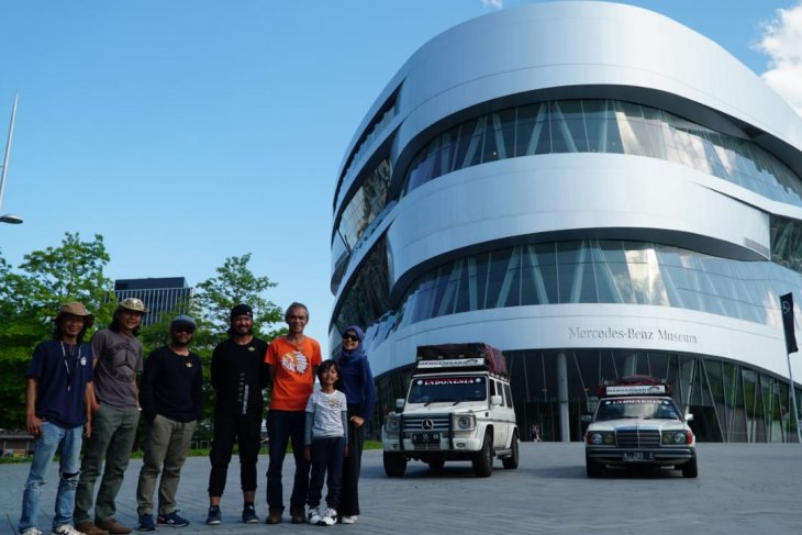 Mobil asal Indonesia nampang di Mercedes Benz Museum Stutgart