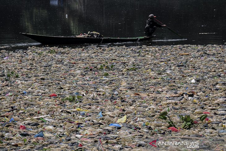 Kondisi sampah sungai Citarum 