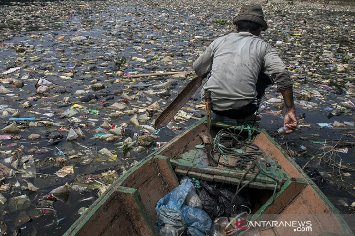 Kondisi sampah sungai Citarum 