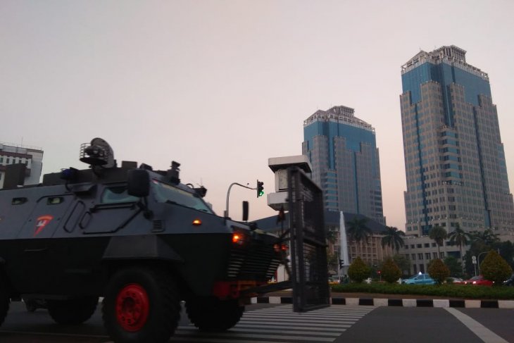 Ribuan aparat bersiaga di Monas amankan sidang MK