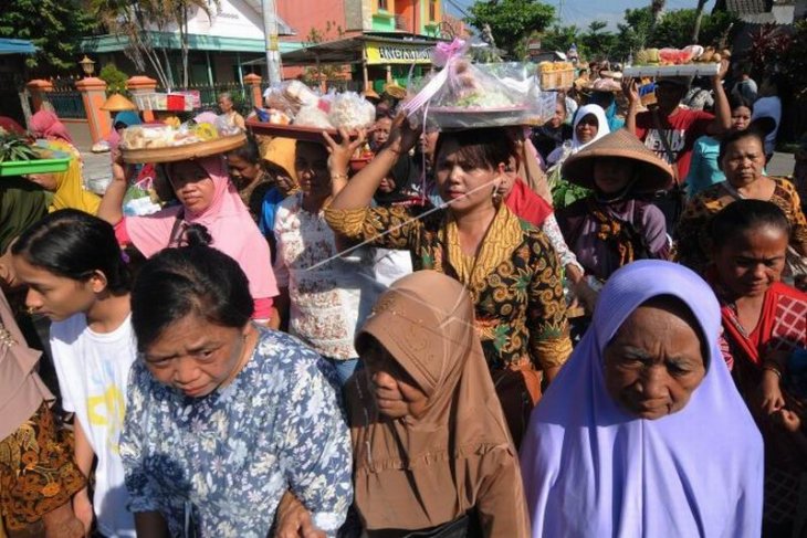 Kirab boyongan pedagang pasar Pengging