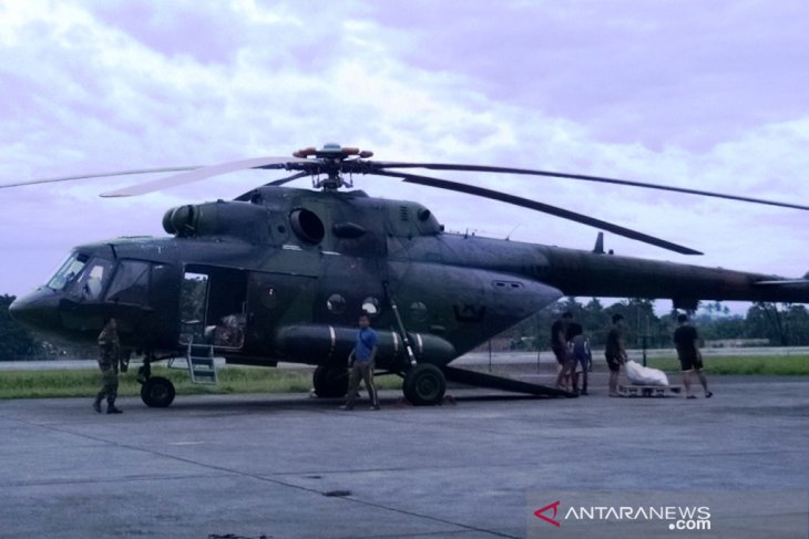 Personel Kodim 1702/Jayawijaya dikerahkan bantu cari helikopter hilang