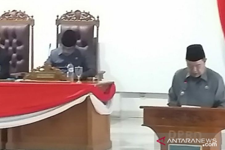 Pemkab Bangka Selatan sampaikan Raperda LPJ APBD 2018