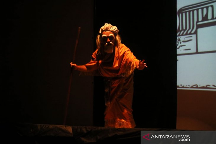 Seniman Bali-Singapura tampilkan wayang inovatif