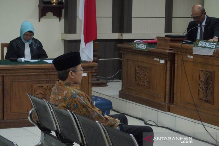 Nota pembelaan Taufik Kurniawan