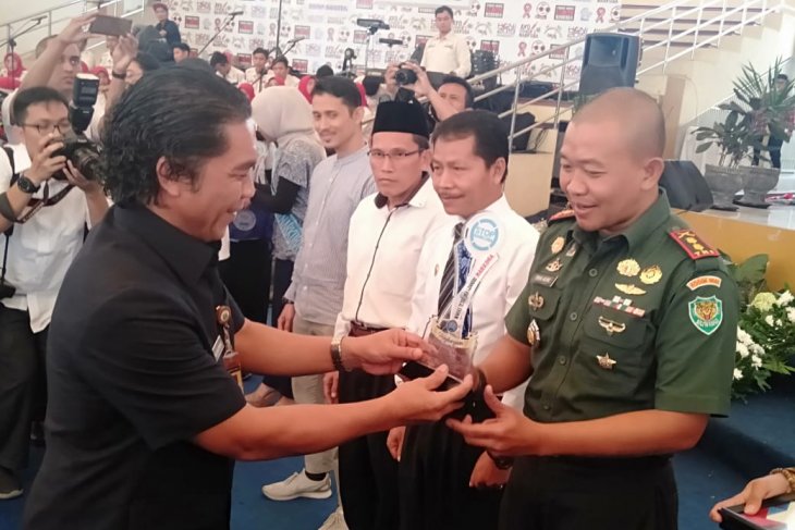 BNNP Banten beri penghargaan