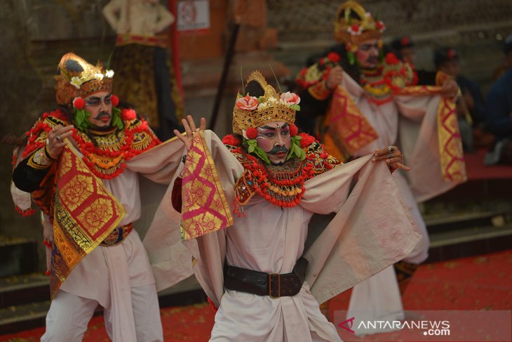 Pagelaran drama tari Gambuh