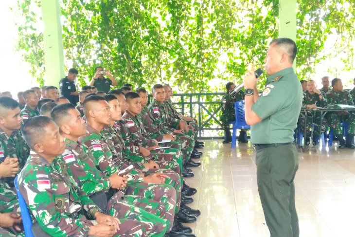 Satgas pengamanan perbatasan, Yonif 713/Satyatama ikuti pembekalan