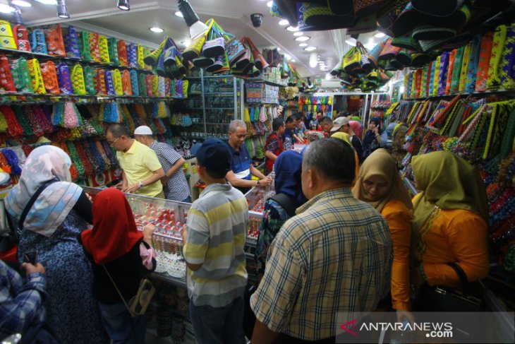 Pusat Oleh Oleh Ramai Di Kunjungi