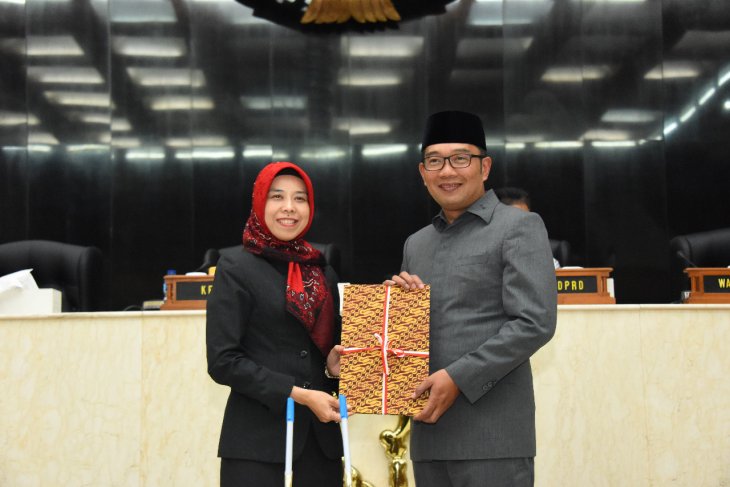 Ketua DPRD Jabar sebutkan 'take off dan landing