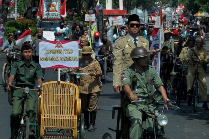 Pawai kekayaan budaya Jawa Tengah