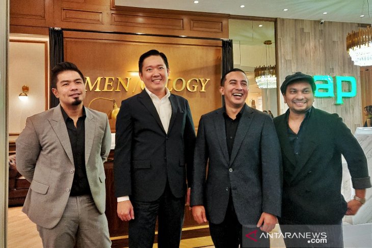 Tompi dan Bams sediakan klinik ketampanan pertama di Indonesia