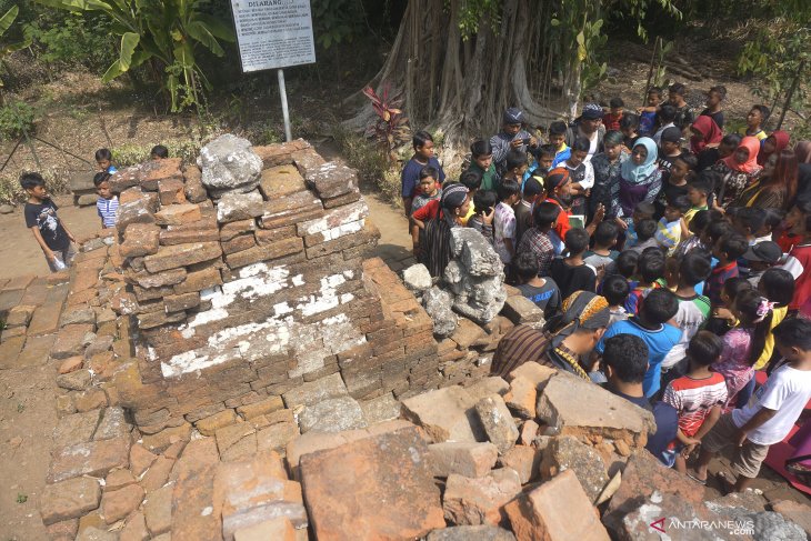 Wisata edukasi sejarah Candi Mirigambar