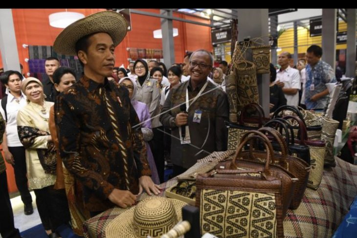 Presiden tinjau Pameran Karya Kreatif Indonesia