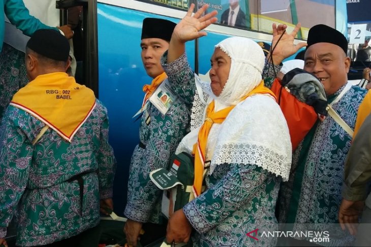 Pemprov Babel lepas keberangkatan 443 calon haji ke embarkasi
