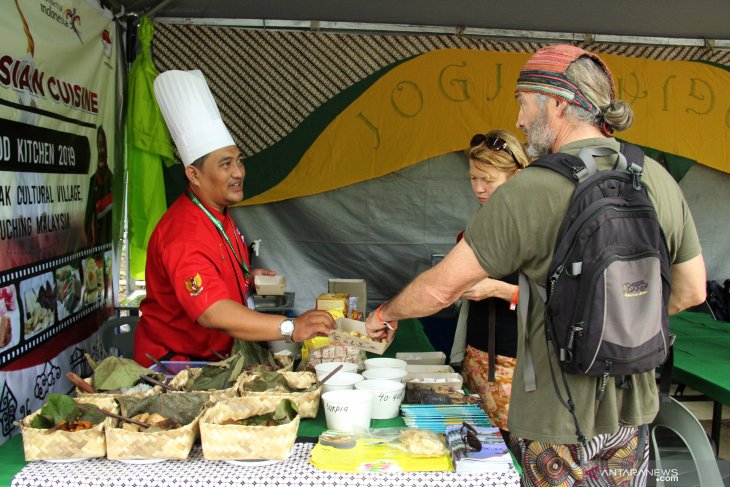  Kuliner Yogyakarta di Rainforest World Music Festival