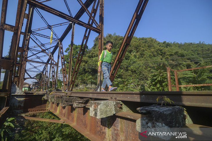 Rencana reaktivasi jalur kereta Bandung - Ciwidey 