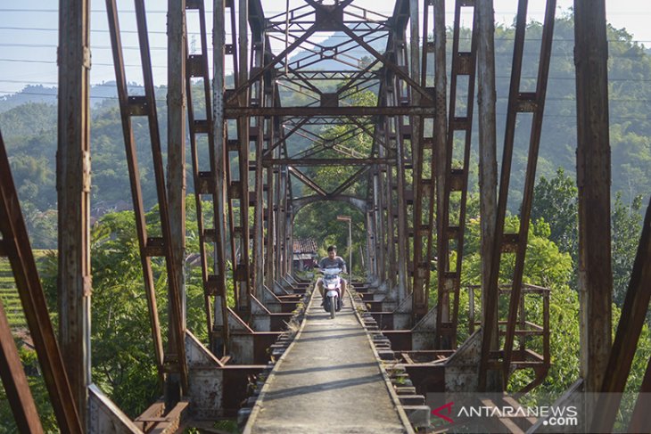 Rencana reaktivasi jalur kereta Bandung - Ciwidey 