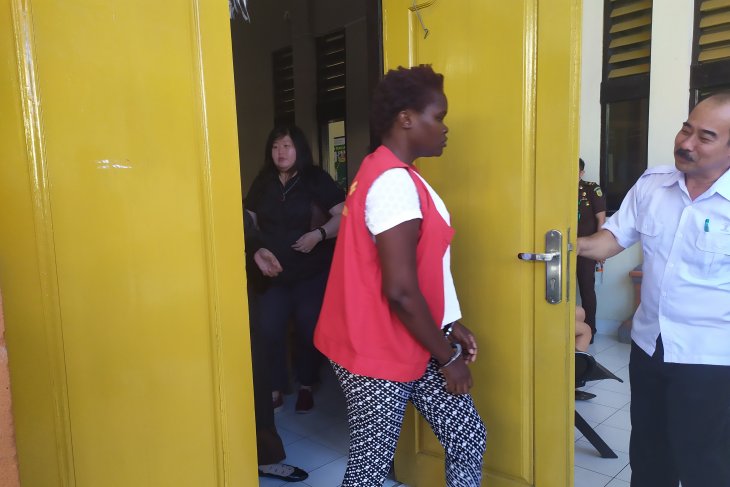 Mencuri, WNA Kenya divonis 1 tahun 2 bulan penjara
