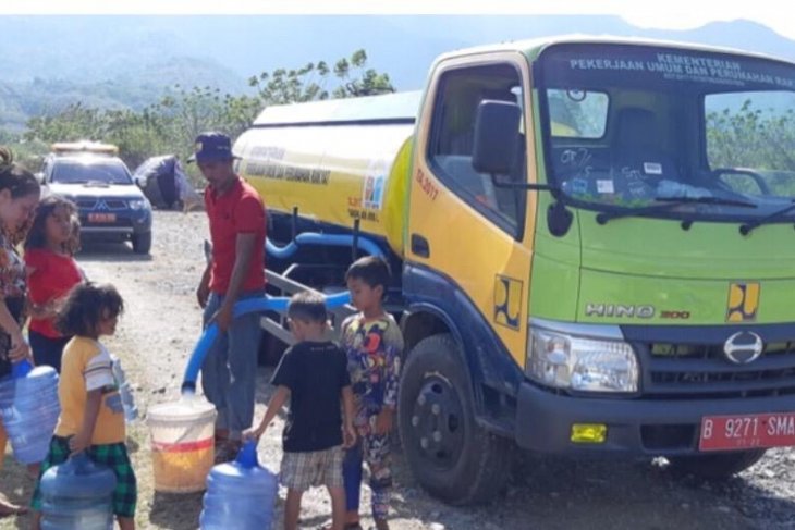 PUPR Ministry inspects availability of clean water in regions