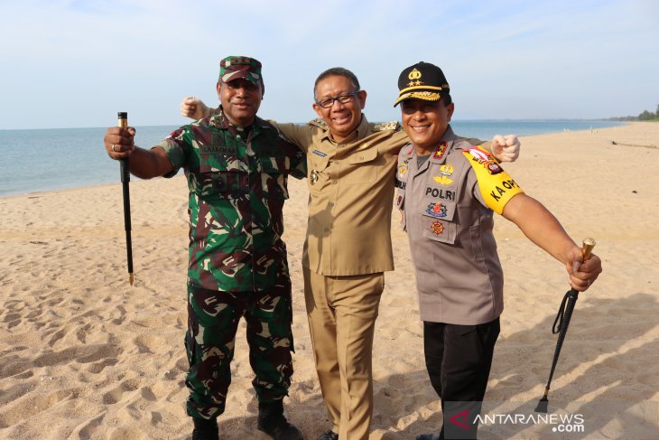 Gubernur Kalbar Kunjungi Perbatasan di Kabupaten Sambas