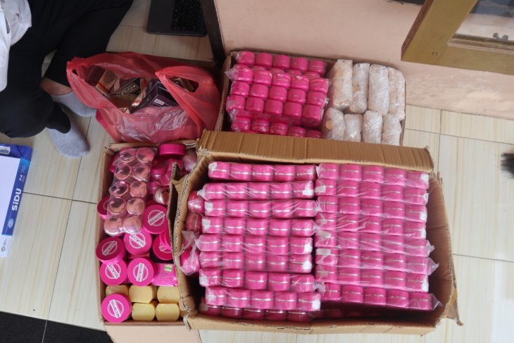 BPOM HSU temukan 22 kosmetik ilegal di Tabalong