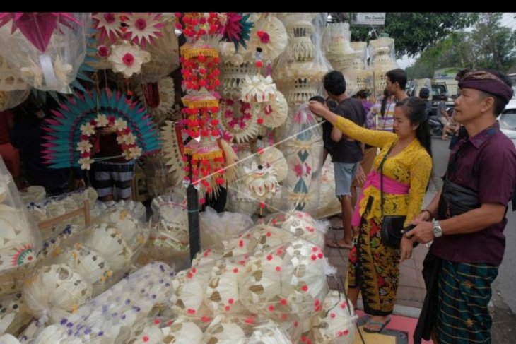 Jelang Hari Raya Galungan