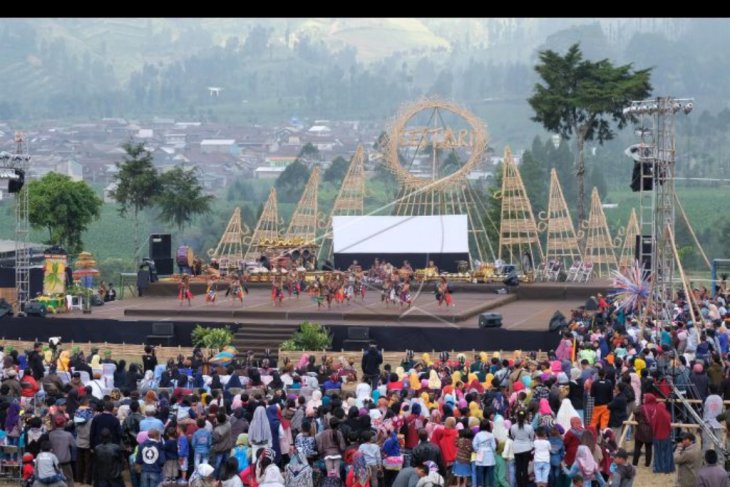 Kirab Festival Sindoro - Sumbing