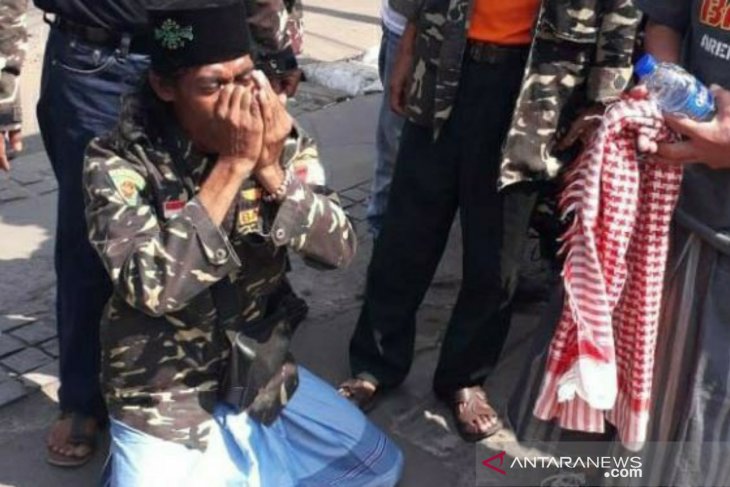 Dari Musi Rawas berjalan kaki, anggota Banser ini ingin bertemu Jokowi