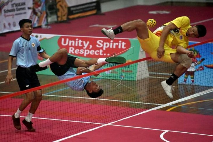 Tim sepak takraw beregu putra Indonesia raih perak