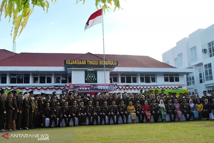 Kejari Bengkulu selamatkan Rp2,4 miliar uang negara