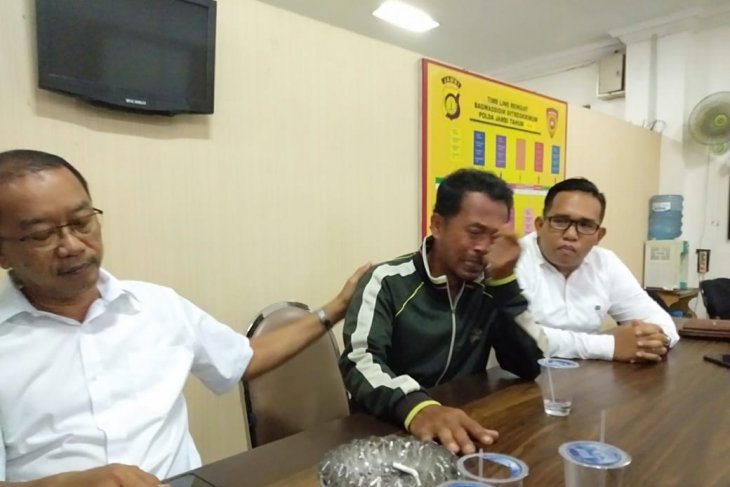 Korban kelompok Serikat Mandiri Batanghari melapor ke Polda Jambi