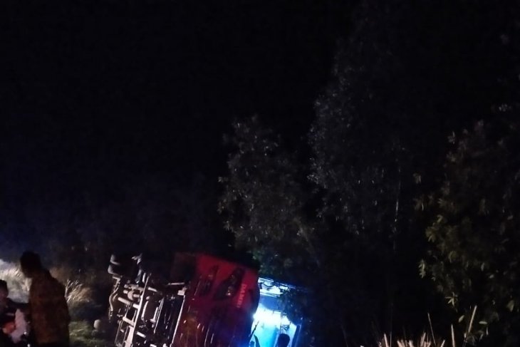 Bus jamaah calon haji Palangka Raya kecelakaan