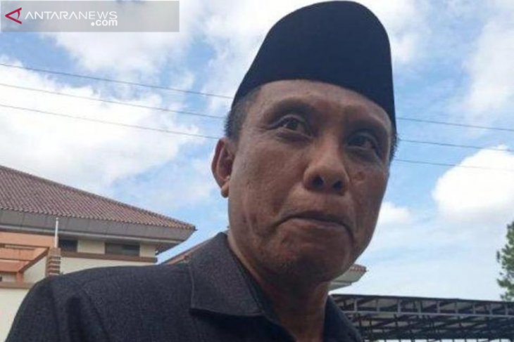 Sekretariat DPRD Penajam anggarkan Rp464 juta untuk pakaian dan pin emas