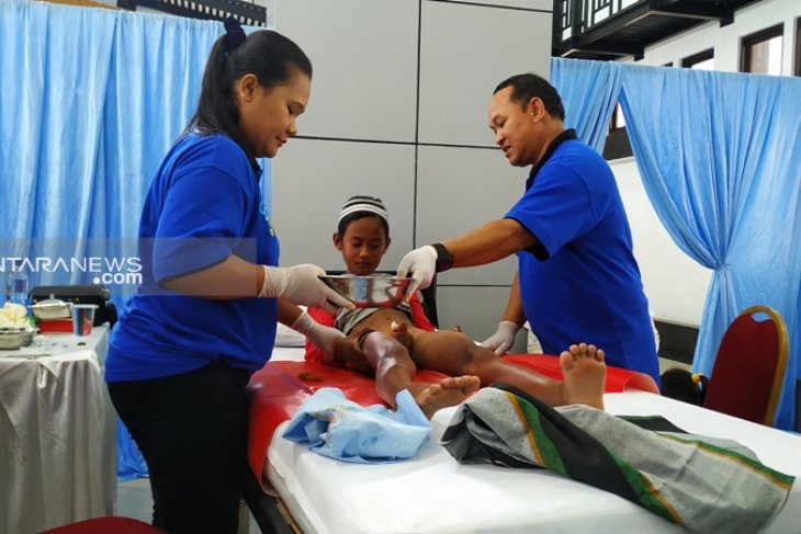 Warga Bangka antusias ikuti Khitanan Massal HUT Timah