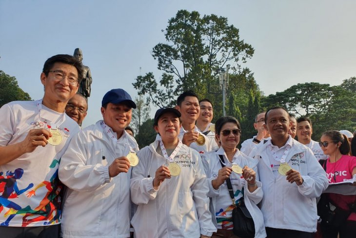 Sebanyak 2.020 pelari meriahkan Olympic Day Run di Senayan
