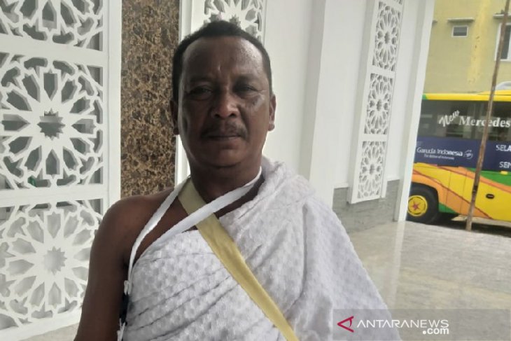 Delapan tahun menabung untuk ke Mekkah sisihkan dari panen sawit