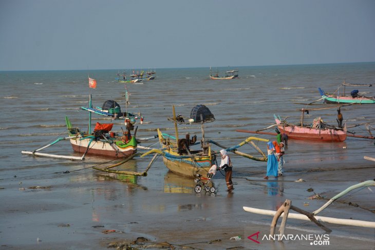 Kapal ikan ilegal berpotensi rugikan negara