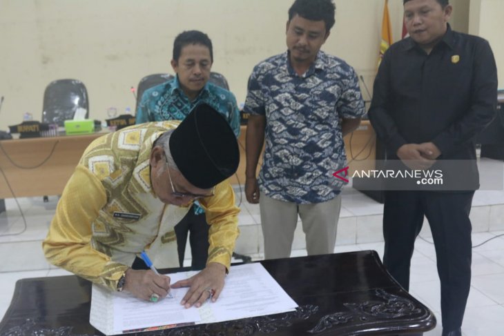 DPRD HST Sahkan tiga Perda