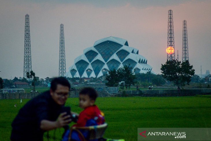 Proyek Pembangunan Masjid Al Jabbar