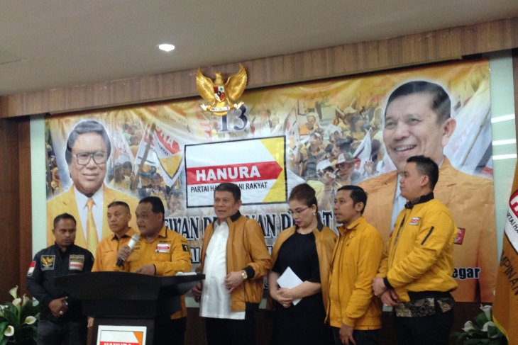 Hanura sebut Putusan MA tegaskan kepemimpinan Oesman-Harry sah