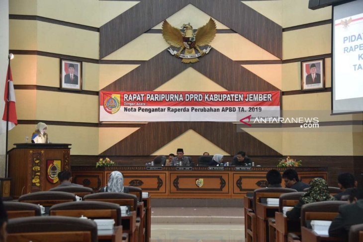 APBD-P 2019 Kabupaten Jember prioritaskan perbaikan jalan dan sarana kesehatan