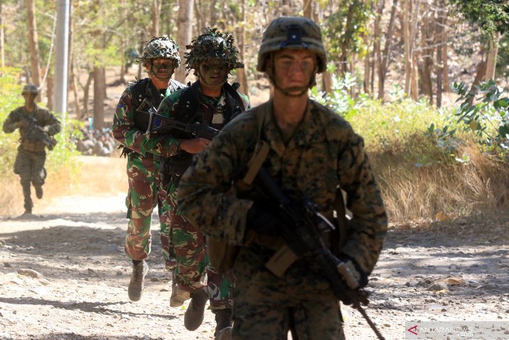 Latihan Marinir Indonesia dan USMC